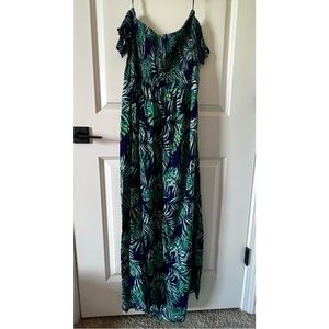 FOREVER 21 Maxi Palm Leaf Dress with Arm sleeves attached